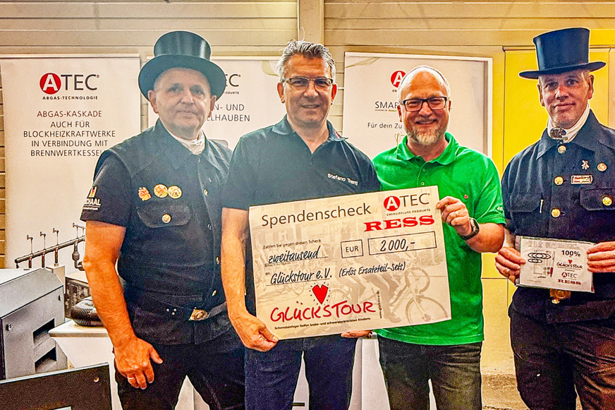 Von links: Hans-Dieter Schaal, Stefano Trenti von Ress sowie Jens Ahrensmeier von Atec und Thomas Rameil.