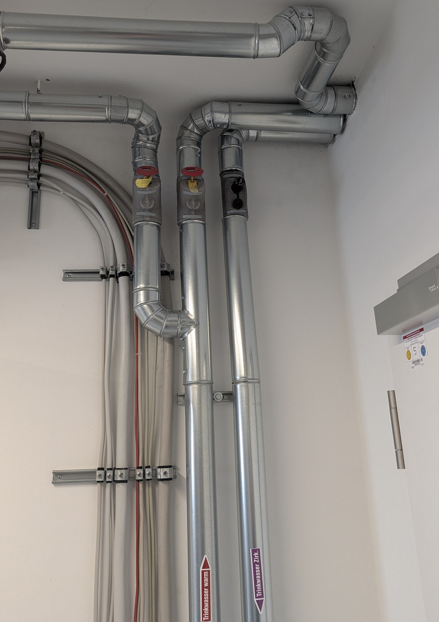 Bild 5 Fehlen Thermometer, bleibt ein mangelhafter Hydraulischer Abgleich oft unbemerkt – bis die Legionellenbefunde zu hoch sind.