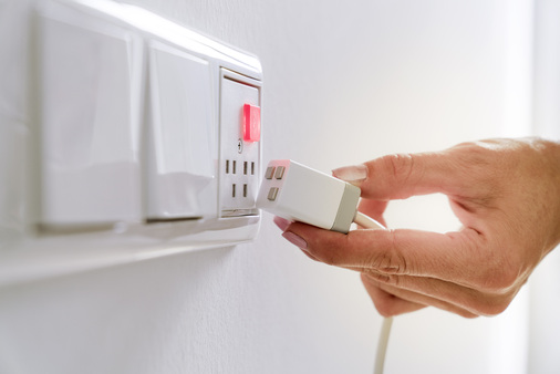 Magnetischer Steckkontakt