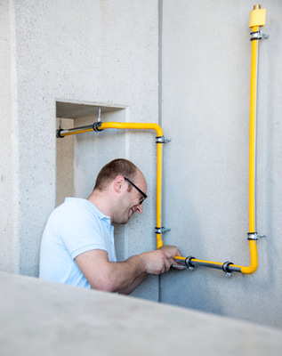 Boagaz: Gasleitung mit Edelstahlwellrohr.