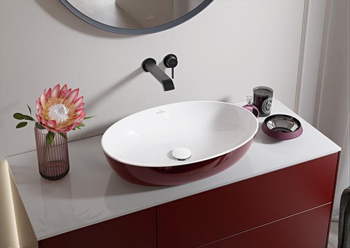 Villeroy & Boch: Artis-Aufsatzwaschbecken in Bordeaux. - © Villeroy & Boch
