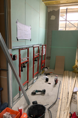 Blick in einen anderen Sanitärbereich: das System aus Tragwerk und passenden Sanitärmodulen bietet große Gestaltungsfreiheit.