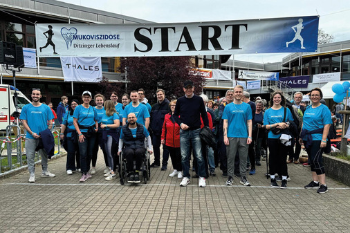 Auch dieses Jahr wieder am Start beim Ditzinger Lebenslauf: Die Lauffreudigen aus dem „Team perma-trade Wassertechnik“ sammelten fleißig „Kilometergeld“ zugunsten des Mukoviszidose e.V.