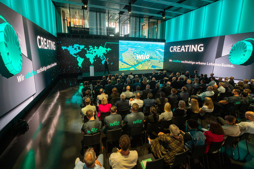 Mit einer großen Eröffnungsfeier hat Wilo den neuen Networking Cube in Betrieb genommen.