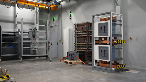 Im Hochleistungs-Prüflabor Taranis.