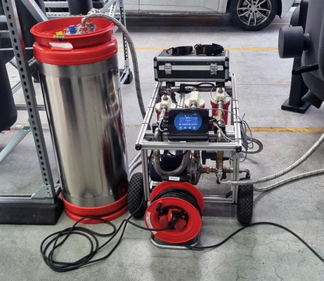 Mit permaLine XXL bietet Pethea eine speziell für den Einsatz in Großanlagen angepasste Variante des permaLine-Teilstromverfahrens, bei der auch extragroße permasoft-Entsalzungseinheiten zum Einsatz kommen. So lassen sich selbst große Anlagenvolumina nach den Vorgaben der Richtlinien aufbereiten.