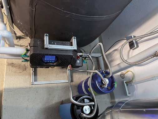 Zusätzlich zur Entsalzungseinheit permasoft wurde über permaLine integral auch eine Sauerstoffzehrpatrone OxRed eingebunden. So kann den Risiken einer Sauerstoffkorrosion und der Bildung von Magnetitschlamm entgegengewirkt werden.