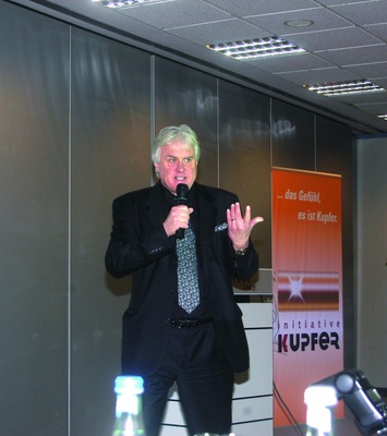 Bernd W. Dornach: Statt für alle wenig, ist für Wenige alles die Devise. Und wecken Sie Begehrlichkeiten durch Allein­stellungen.