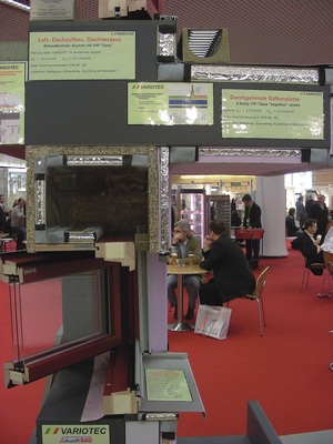 Vakuum-Dämmsysteme sind jetzt marktreif. Der bayerische Hersteller Variotec bietet ein ganzes Sortiment an Kältebrückenkillern und Systembauteilen an.