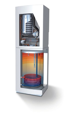Buderus: Solarvariante des Gas-Kompaktheizkessels „Logamax plus GB152 T“.