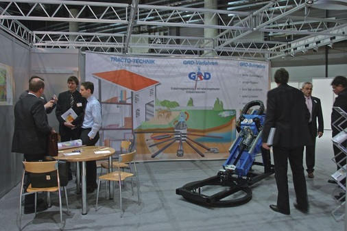 Tracto-Technik hat sich auf innovative Bohr- und Verfahrenstechnik für die Erdwärmenutzung durch Schrägbohrungen spezialisiert.