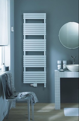 Acova: Filigrane Flachrohre geben dem Maßheizkörper Altai seine gewisse Leichtigkeit.