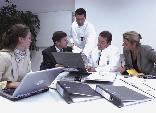 Entscheiden muss zum Schluss der Gebäudeeigentümer. Eine unbedingte Voraussetzung dafür sind konkrete Daten zu Einsparungen und Investitionskosten.