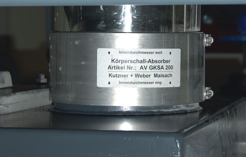 Bild 2 Zur Verminderung von Körperschallübertragungen und zum einfachen, sicheren Kesselanschluss eignen sich Körperschall­absorber.