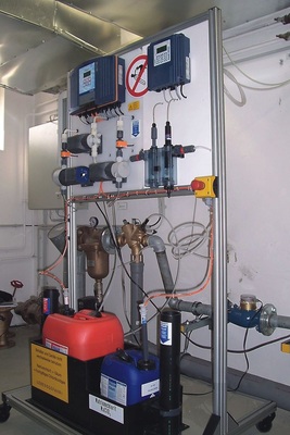 Dosierung einer vor Ort hergestellten Chlordioxidlösung.