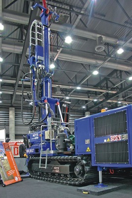 Bohrgeräte und Bohrfirmen gibt es inzwischen zur Genüge. Marktakteure bemängeln die Nachlässigkeiten rund ums Bohrloch.