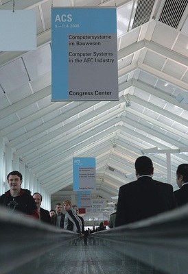 Die Messe Frankfurt hatte in diesem Jahr das Konzept der ACS modifiziert und die Fachausstellung und das Vortragsforum unter dem Dach des Congress Centers zu­sammengeführt. Ein Besucherplus von 10 % (6850 Fach­besucher) und gute Noten aus der Zielgruppe und von den Ausstellern wertet die Messe Frankfurt als eindeutiges Votum, die ACS auch im April 2010 wieder parallel zur Light+Building durchzuführen.
