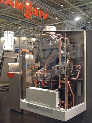 Das Stirling-Mikro-KWK-Gerät — hier ein Prototyp von Viessmann — wird aller Voraussicht nach schon 2009/10 lieferbar sein.