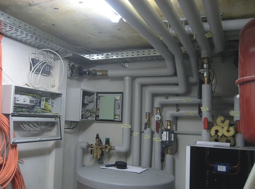 Bild 2 Anlage mit installierter Messtechnik.