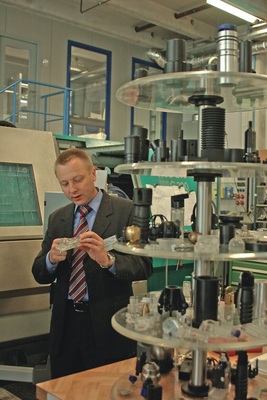 Wer Messgeräte mit hoher Fertigungstiefe selbst produziert, benötigt Konstruktions- und Produktions-Know-how auf vielen Fachgebieten. Johannes Lötfering, Geschäftsführer von Wöhler, erläutert die Teilefertigung für Messgeräte.