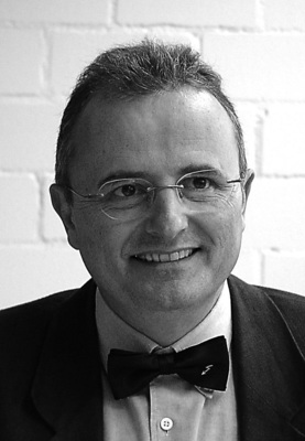 Heinrich Haas „Man kann sagen, dass wir mithilfe von APSIS in wichtigen Segmentenunser Unternehmen steuern, unsereProjekte zeit- und budgetgerecht über die Bühne bringen und damit unser oberstes Unternehmensziel erreichen.“