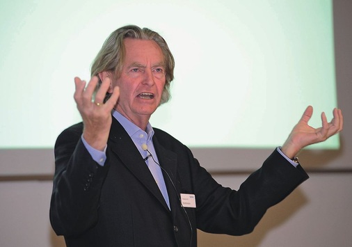 Friedrich-Wilhelm Stohlmann: “Die Rechtsprechung hat Experten (z.B. für fehlerhafte Gutachten) dann gegenüber Dritten haften lassen, wenn diese auf die Expertenleistung vertrauen und auf der Grundlage dieses Vertrauens erhebliche Vermögensdispositionen getroffen haben.“