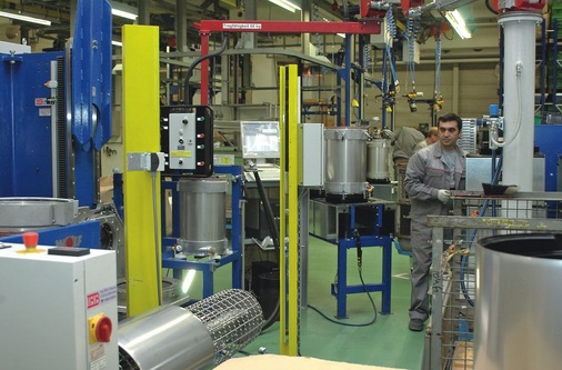 Fertigung des Kesselkorpus des Ölbrennwert-Heizkessels COB-20.