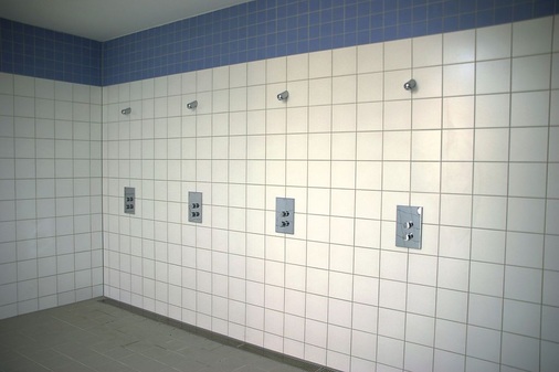 Gute Bedienbarkeit und gradgenaue Wassertemperatur bietet die Dusch-Armatur Linus D-SC-T.