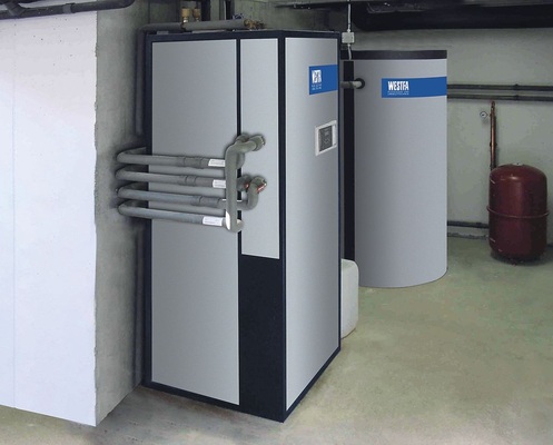 Bild 3 Auf kleinstem Raum (BHT: 79,5×200×84cm) sind die Wärmepumpe und der Latentspeicher untergebracht, die gemeinsam das Energiezentrum bilden (links). Der Kombi-Pufferspeicher (rechts) ergänzt das System.