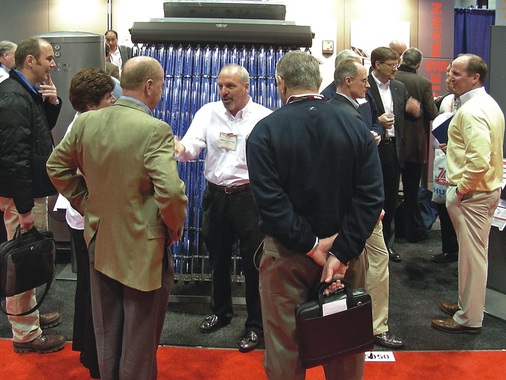 Heizkessel “Made in Germany“ sind in jedem Fall ein Besuchermagnet. Das Investitionsverhalten hängt jedoch stark vom jeweils aktuellen Ölpreis ab.