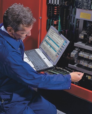 …und sind für die Anlagenwartung, Steuerung oder Auswertung vor Ort zuverlässige Begleiter.