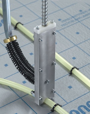 Die Flächentemperierung zum Heizen und Kühlen des Verwaltungsgebäudes wurde mit dem Tackersystem in der Dimension 17mm ausgeführt.