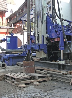 Die abgebrochene EKB 1 wird jetzt als Messstelle benutzt. Für die insgesamt 77 Messstellen im Stadtgebiet sind bereits Kosten im „hohen sechsstelligen Bereich“ angefallen, so die Pressestelle der Stadt Staufen.