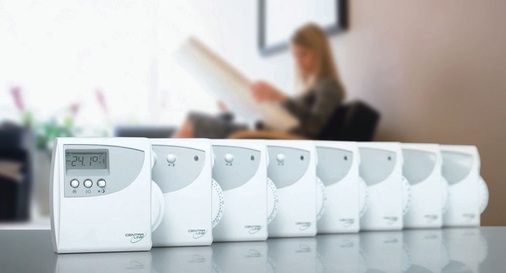 Bild 3 CO2- und Luftqualitätssensoren, zeigen die CO2-Konzentration und andere Verunreinigungen an. Im Bild: Command Raumgeräte von CentraLine.