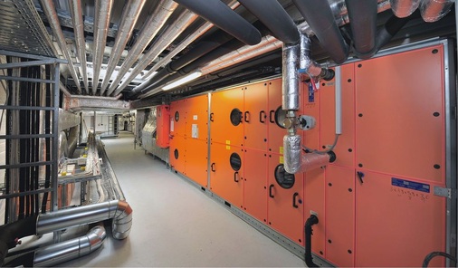 Die Resolair Klimageräte verfügen über Regenerativ-Energieübertrager und erreichen in der Universität Passau einen Wärmerückgewinnungsgrad von über 95 %.