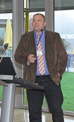 Jörg Knapp: „Das Schulungskonzept I und II der Hersteller taugt nichts.“