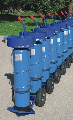 Bild 3 Die mobile Heizungswasser-Füllanlage HARDY 100 füllt Heizungsanlagen mit Unterhaltskosten von ca. 1 Euro/m³. - © Hannemann
