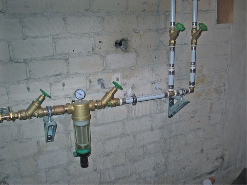 Bild 4 Grundsätzliche Dimensionierung von Trinkwasserversorgungsanlagen per Software-Berechnungs­programm? Es bleibt abzuwarten, ob ein einheitliches Messverfahren der Zeta-Werte zukünftig ein Umdenken bei Planung und Installation erforderlich macht — und zu merklich anderen Nennweiten führt.