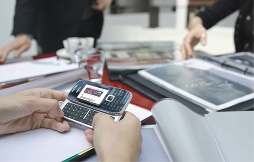 Abb. 2 Mobile Computing-Lösungen ermöglichen die mobile Datenerfassung und den schnellen Abgleich mit der Bürosoftware. - © Nokia

