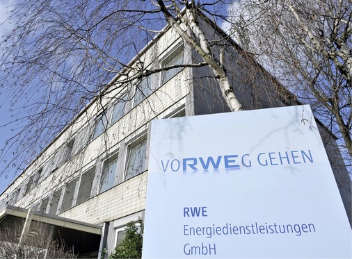 Innerhalb des RWE Konzerns ist RWE Energiedienstleis­tungen ein kleines ­mittelständisches ­Unternehmen, das sehr frei am Markt agiert. Trotzdem kann auf alle Funktionen im Gesamtkonzern ­zurückgegriffen ­werden, um für die Kunden individuelle Lösungen zu schaffen. - © RWE
