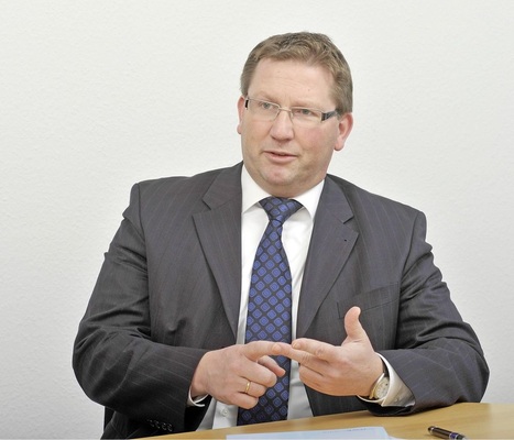Alfred Gayer: „Zur Umsetzung unserer Angebote kooperieren wir bundesweit mit freien Planungsbüros. Wir wollen mit höchster Flexibilität und bestem Fachwissen am Markt agieren — das gelingt uns nur in freien Kooperationen.“