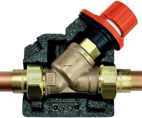 Abb. 3 Um in einer Zirkulationsleitung die erforder­liche Temperatur zu erreichen, sind zum Hydrau­lischen Abgleich Regulierventile erforderlich.