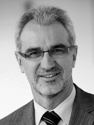 » An unseren großen Standorten müssen wir uns auf Blackouts vorbereiten. « Dr. Harald Schwager, Mitglied des Vorstands BASF SE