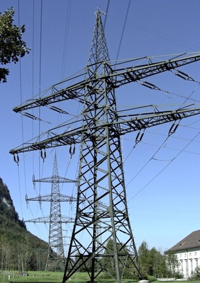 Abb. 3 Weniger Kupfer, mehr Intelligenz, fordern ­Energiewirtschaftler. Strom aus erneuerbaren Energien soll möglichst dort verbraucht werden, wo er entsteht.