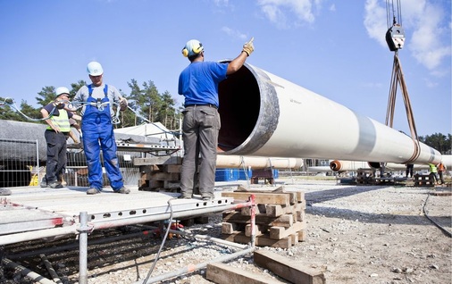 Abb. 6 Erdgas bietet sich als Ersatz für fehlende Stromtrassen zwischen Nord- und Süddeutschland an. Der Bau von Stromtrassen wäre schon durch die Montagekapazitäten begrenzt.