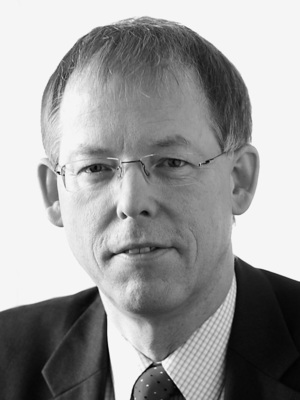 » Ein Anteil von 30 bis 40 % von Strom aus erneuer­baren Energien bedeutet Planwirtschaft, wenn das über das EEG finanziert wird. « Dr. Ingo Luge, Vorstandsvorsitzender der E.on Energie AG