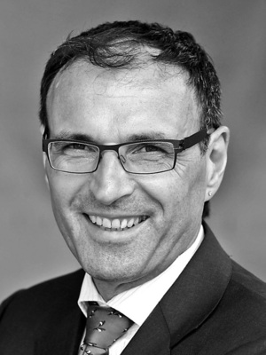 » 8,50 Euro/a Einsparung durch Smart Metering ist unsexy. Wir müssen das Thema auf das Niveau eines Smartphones bringen. « Andreas Renner, Leiter der EnBWRepräsentanzen Berlin und Brüssel