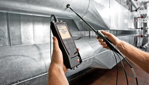 Abb. 4 Zur Kalibrierung muss bei digitaler Sondentechnik nicht mehr das Komplettsystem, sondern nur noch die betreffende Sonde eingeschickt werden. Die übrigen Sonden und das Handgerät können währenddessen benutzt werden.