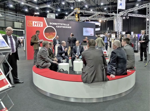 Abb. 3 Bei geothermischen Heizsystemen müssen Gewerke zusammenarbeiten, die bisher so gut wie nichts miteinander zu tun hatten. Das Großhandelsunternehmen HTI Gienger will im Rahmen seiner „Initiative CO2“ diesen Gewerken eine Plattform für den Erfahrungsaustausch bieten.