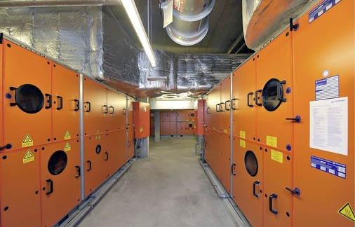 Abb. 3 Hocheffiziente Schwimmhallen-Klimageräte mit integrierter Wärmepumpe können sich im Bestand bereits bei einer vorgezogenen Modernisierung durch erheblich niedrigere Betriebskosten amortisieren.